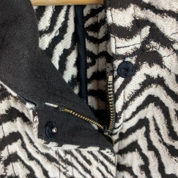 Carlisle Zebra Striped Wool Blend Blazer - Picture 10 of 11